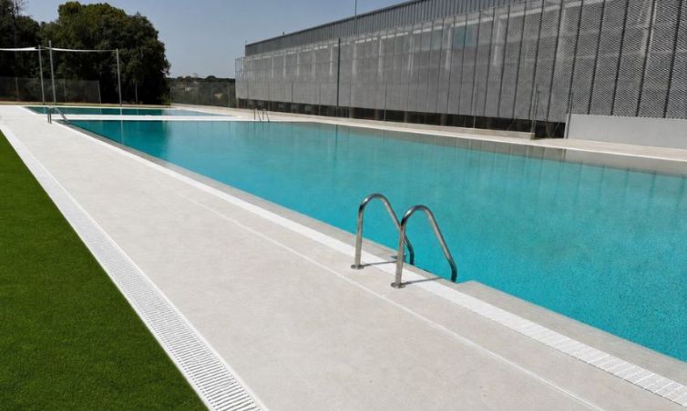 piscina lesportiu estiu