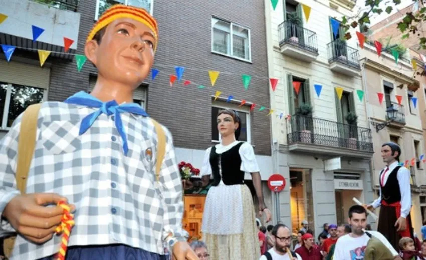 NOTIWEB FESTES MAJORS BARRIS TARDOR 26